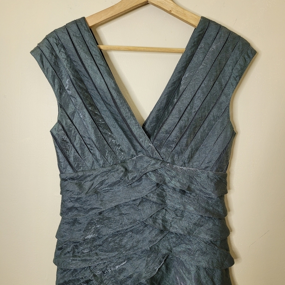 Caché Vintage Cocktail Dress In Gray Metallic Size 6 - Picture 4 of 9